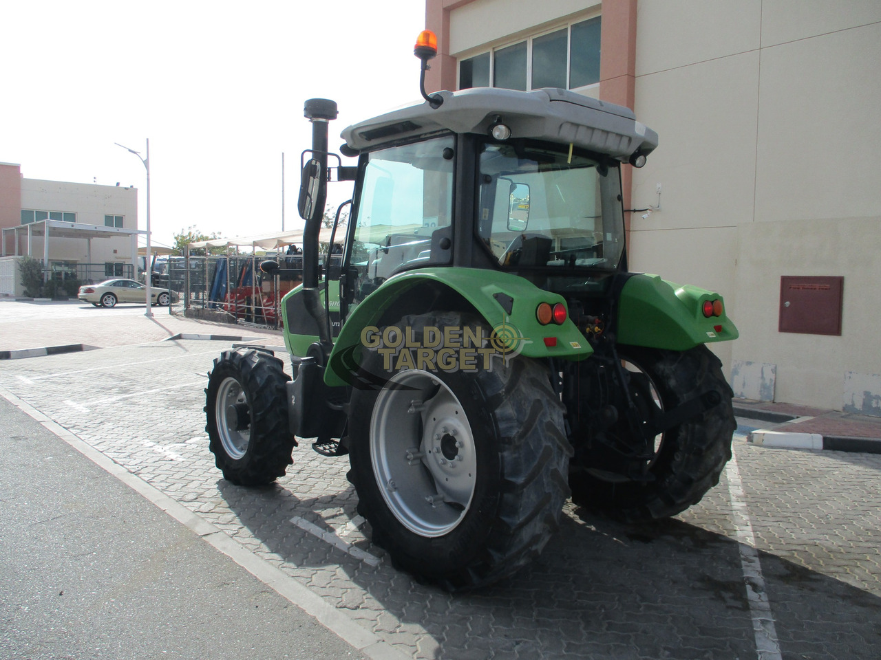 DEUTZ 6110.4W - Farm tractor: picture 4 DEUTZ 6110.4W - Farm tractor: picture 4