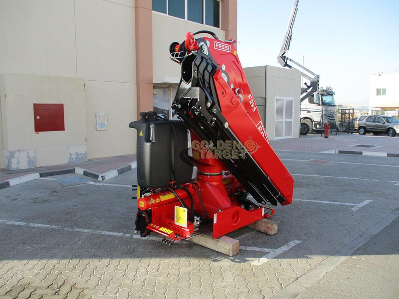 FASSI - Crane: picture 2 FASSI - Crane: picture 2