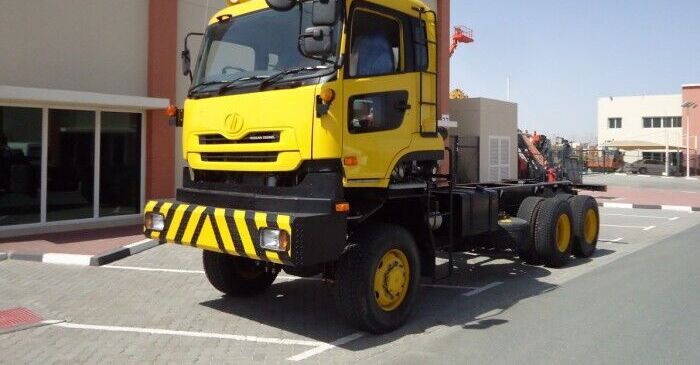 Nissan UD CZ4YL 6x6 Chassis Truck - Cab chassis truck: picture 1 Nissan UD CZ4YL 6x6 Chassis Truck - Cab chassis truck: picture 1