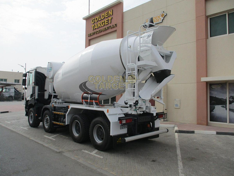 Renault K420 8×4 Mixer Truck - Concrete mixer truck: picture 4 Renault K420 8×4 Mixer Truck - Concrete mixer truck: picture 4