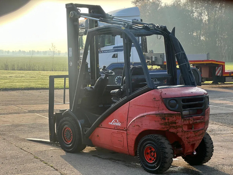 Linde H 30 D Heftruck Diesel - Forklift: picture 2 Linde H 30 D Heftruck Diesel - Forklift: picture 2