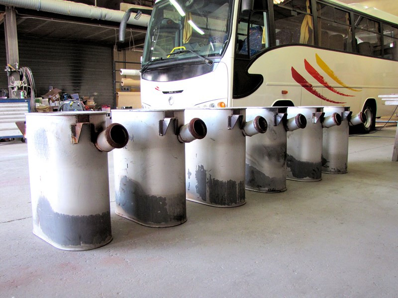 Pots d'échappement ILIADE : - Muffler/ Exhaust system for Bus: picture 5 Pots d'échappement ILIADE : - Muffler/ Exhaust system for Bus: picture 5