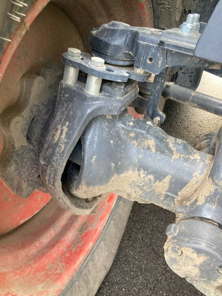 Farm tractor Claas Axion 830 CIS: picture 11 Farm tractor Claas Axion 830 CIS: picture 11