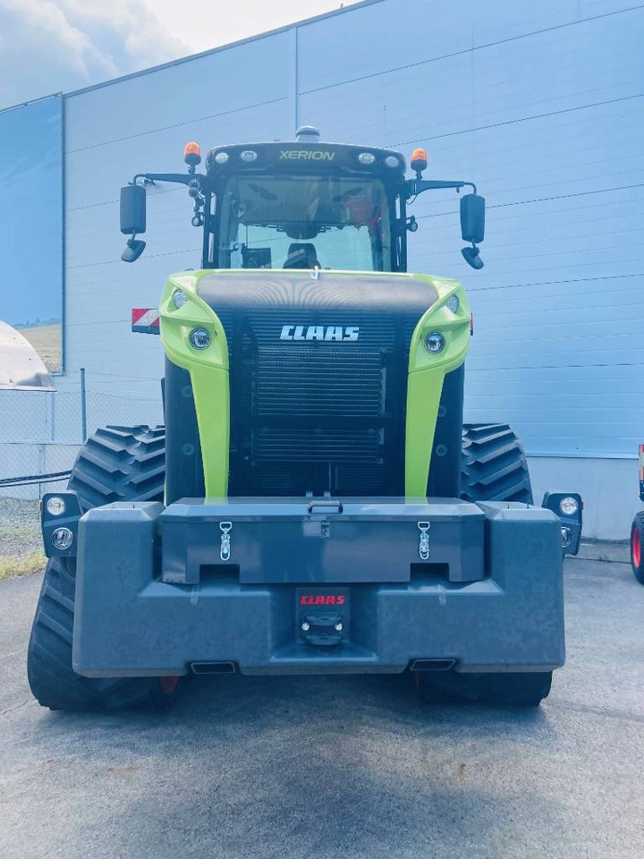 Claas XERION 5000 TRAC TS - Farm tractor: picture 3 Claas XERION 5000 TRAC TS - Farm tractor: picture 3