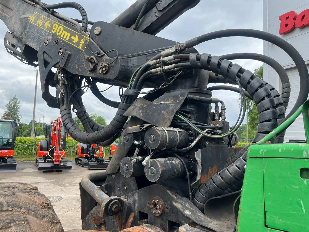 Forestry harvester John Deere 1470 E: picture 16