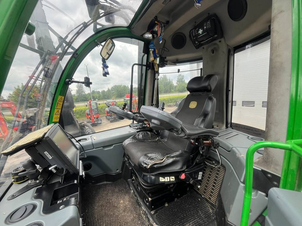 Forestry harvester John Deere 1470 E: picture 20