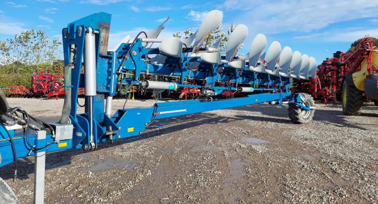 Överum VF EVL 81080 - Plow: picture 1 Överum VF EVL 81080 - Plow: picture 1