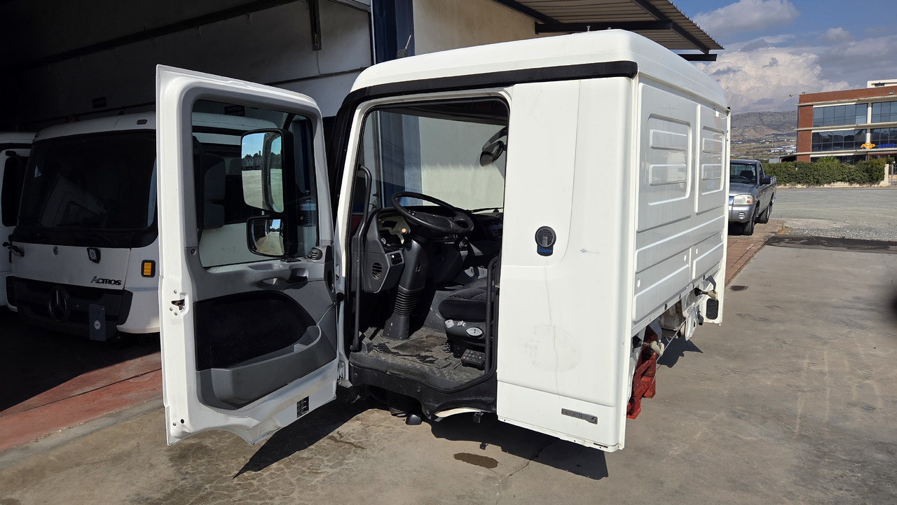 Cab MERCEDES-BENZ ACTROS MP3 EURO 5 MEDIUM SIZE: picture 8
