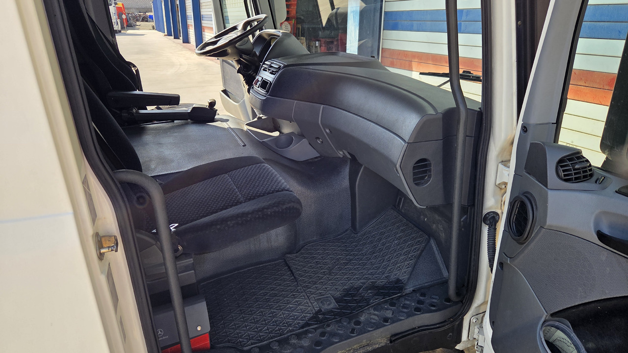 Cab MERCEDES-BENZ ACTROS MP3 EURO 5 MEDIUM SIZE: picture 10