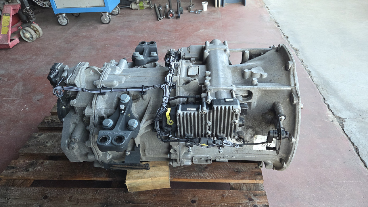 MERCEDES-BENZ G211-12 ACTROS MP3 - Gearbox: picture 4 MERCEDES-BENZ G211-12 ACTROS MP3 - Gearbox: picture 4