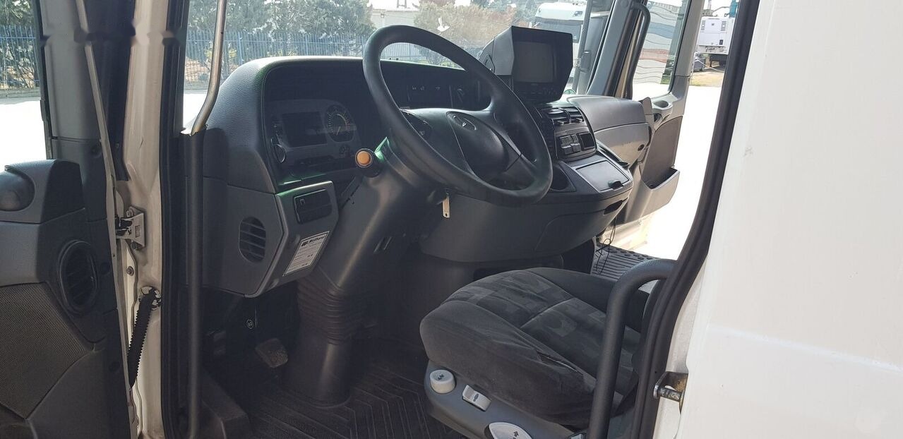 Mercedes-Benz ACTROS MP2 - Cab for Truck: picture 1 Mercedes-Benz ACTROS MP2 - Cab for Truck: picture 1