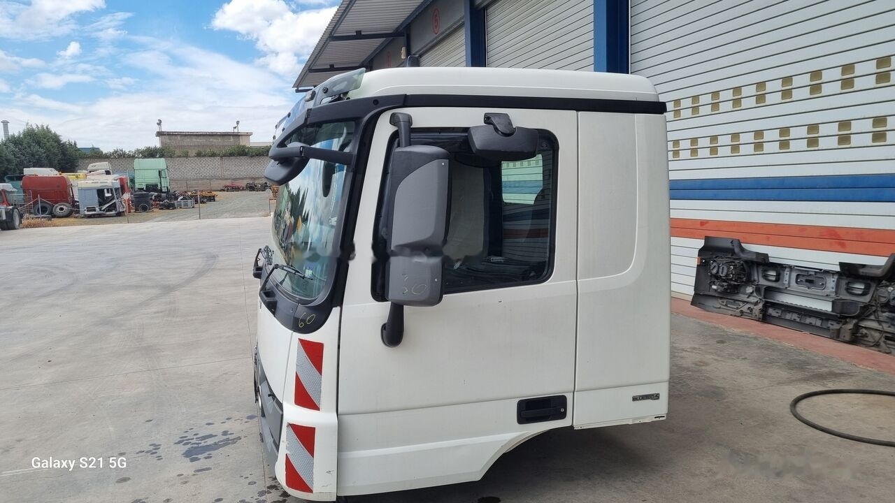 Cab for Truck Mercedes-Benz CAB MERCEDES ACTROS MP 3 MEDIUM   Mercedes-Benz ACTROS MP3: picture 7