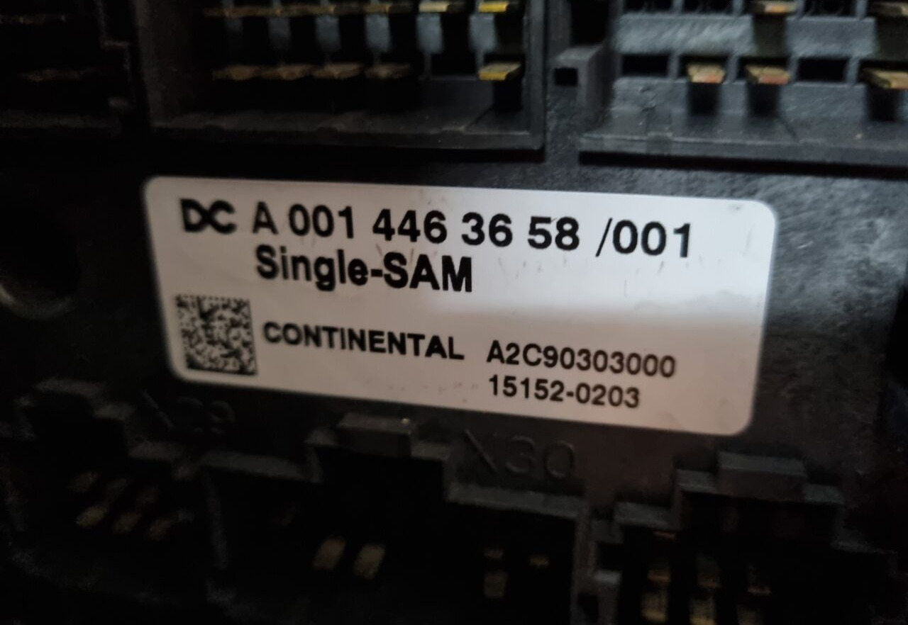 Mercedes-Benz GRUNDMODUL ACTROS MP4 A0014465158 Mercedes-Benz ACTROS MP4 EURO 6 - Fuse for Truck: picture 5 Mercedes-Benz GRUNDMODUL ACTROS MP4 A0014465158 Mercedes-Benz ACTROS MP4 EURO 6 - Fuse for Truck: picture 5