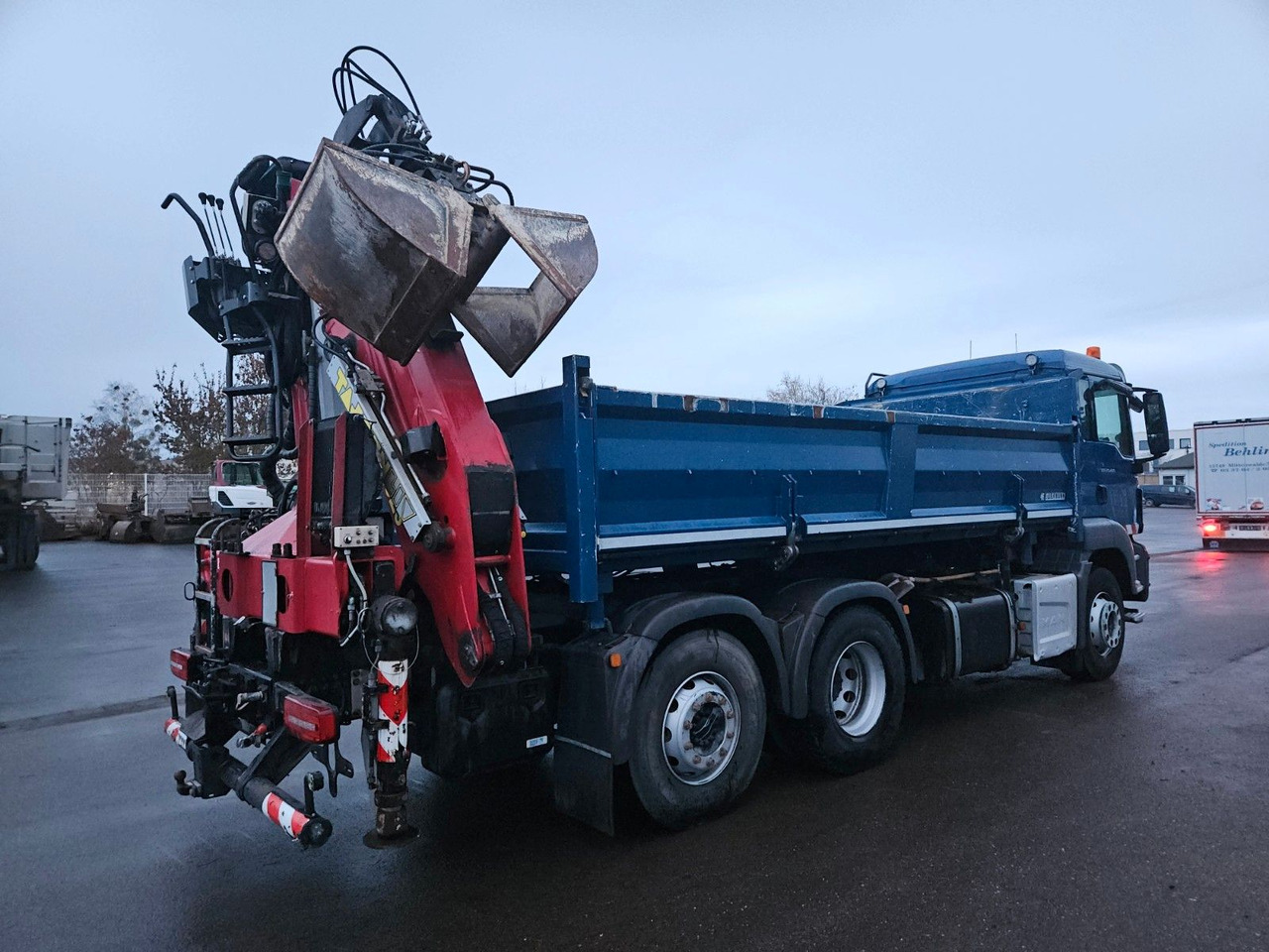 MAN TGS 26.420 6x2 Kipper / Bordmatik links+rechts - Crane truck: picture 3 MAN TGS 26.420 6x2 Kipper / Bordmatik links+rechts - Crane truck: picture 3