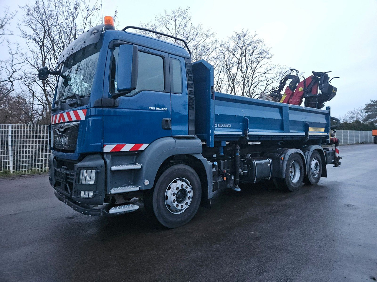 MAN TGS 26.420 6x2 Kipper / Bordmatik links+rechts - Tipper, Crane truck: picture 1 MAN TGS 26.420 6x2 Kipper / Bordmatik links+rechts - Tipper, Crane truck: picture 1