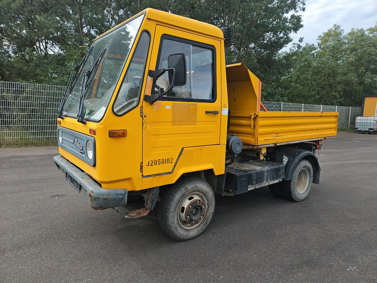 Multicar M26 Dreiseitenkipper 4x4 - Tipper van: picture 1 Multicar M26 Dreiseitenkipper 4x4 - Tipper van: picture 1