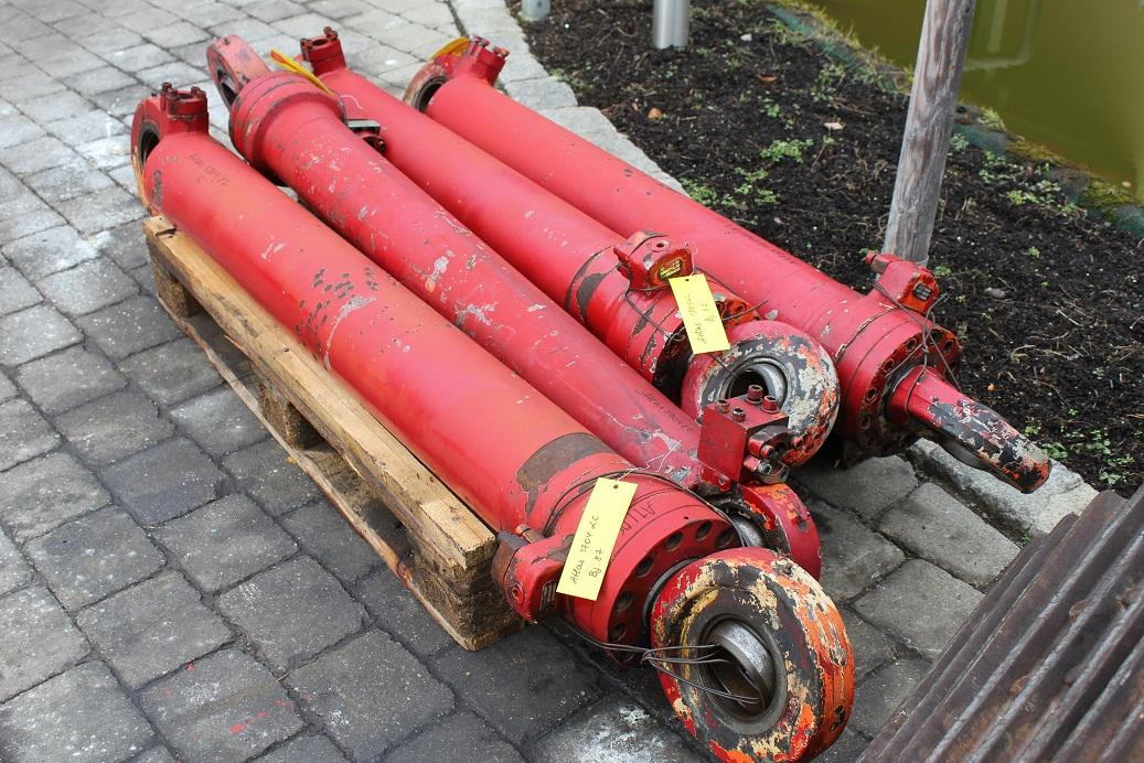 Atlas 1704 LC - Hydraulic cylinder for Construction machinery: picture 5 Atlas 1704 LC - Hydraulic cylinder for Construction machinery: picture 5