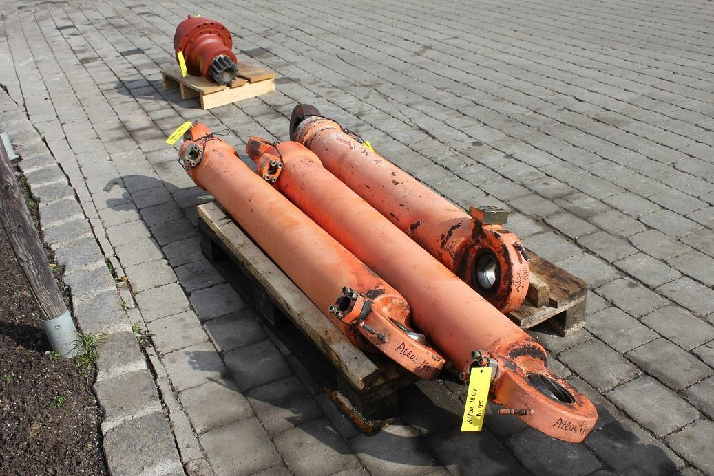 Atlas 1804 - Hydraulic cylinder for Construction machinery: picture 2 Atlas 1804 - Hydraulic cylinder for Construction machinery: picture 2