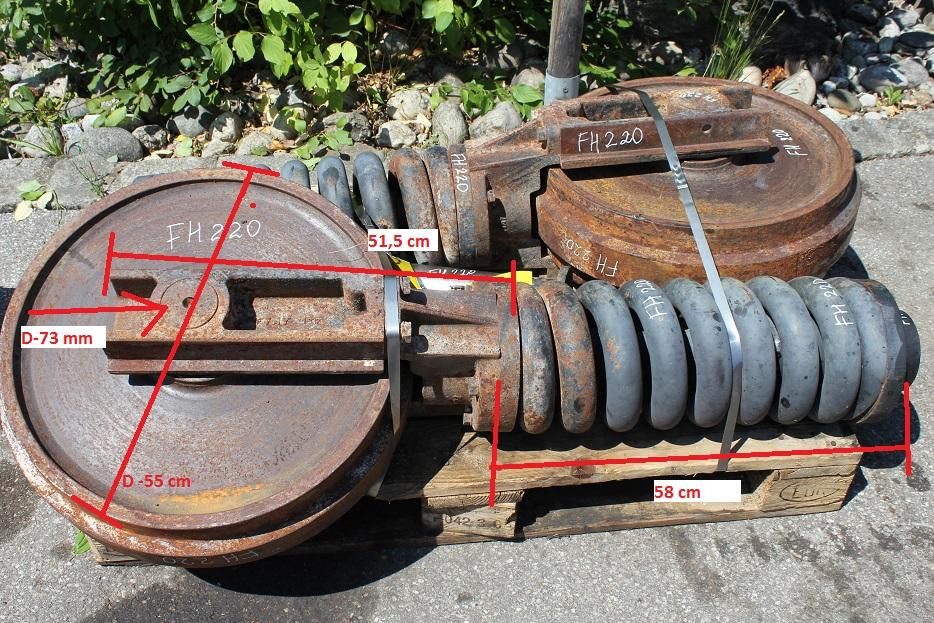 Hitachi FH 220 - Undercarriage parts for Construction machinery: picture 1 Hitachi FH 220 - Undercarriage parts for Construction machinery: picture 1