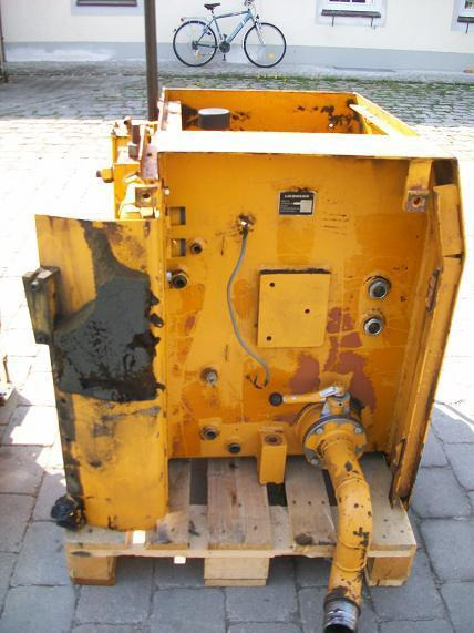 Liebherr A 900 B - Hydraulic tank for Construction machinery: picture 5 Liebherr A 900 B - Hydraulic tank for Construction machinery: picture 5