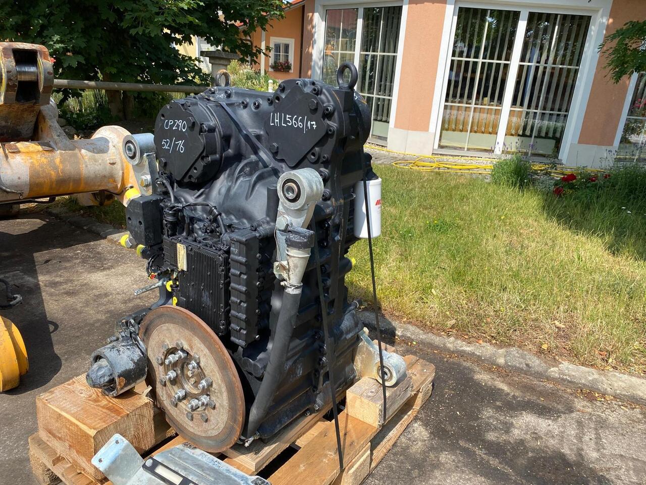 Liebherr L 566 - Gearbox for Construction machinery: picture 1 Liebherr L 566 - Gearbox for Construction machinery: picture 1
