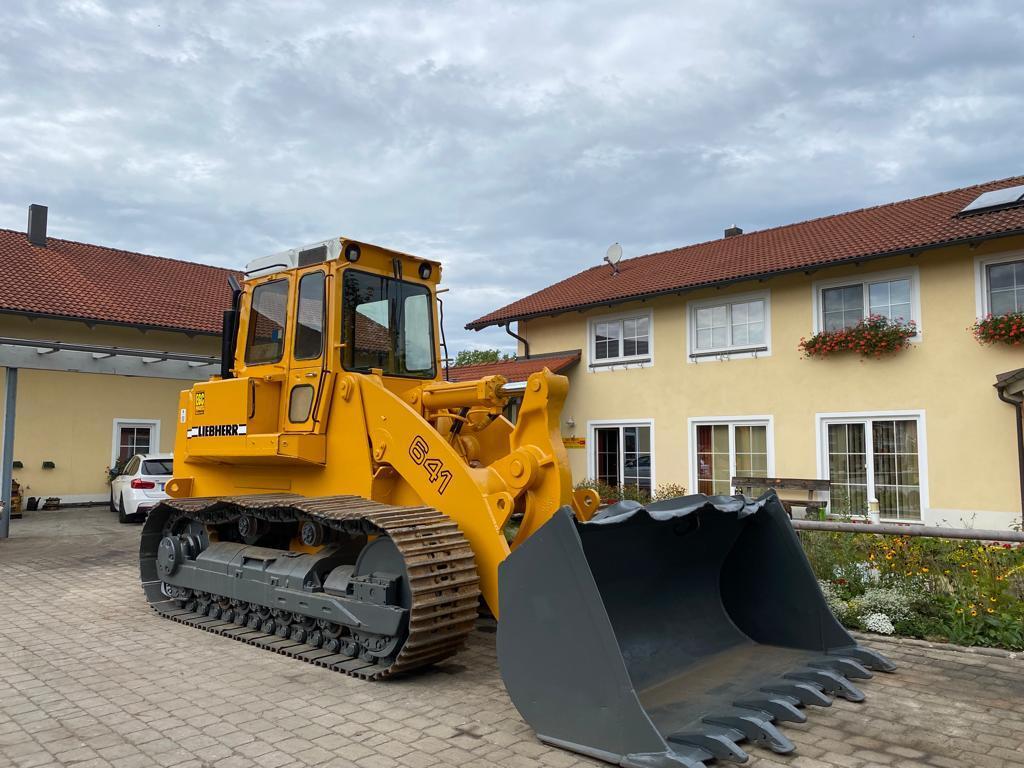 Liebherr LR 641 - Crawler loader: picture 2 Liebherr LR 641 - Crawler loader: picture 2