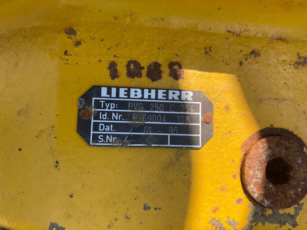Liebherr PVG 250, BPV 70 aus LR 631 - Hydraulic pump for Construction machinery: picture 3 Liebherr PVG 250, BPV 70 aus LR 631 - Hydraulic pump for Construction machinery: picture 3