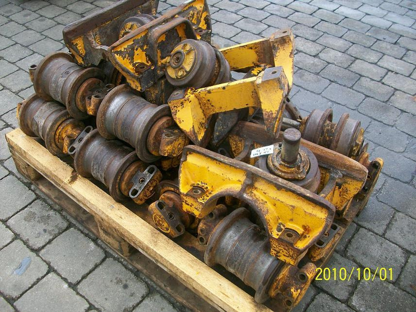 Liebherr R 902 Lit. - Track roller for Construction machinery: picture 4 Liebherr R 902 Lit. - Track roller for Construction machinery: picture 4
