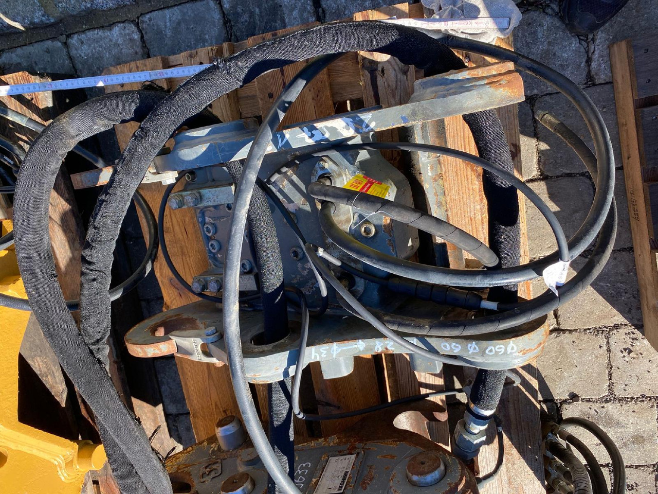 Liebherr SWA 33 - Quick coupler for Construction machinery: picture 3 Liebherr SWA 33 - Quick coupler for Construction machinery: picture 3