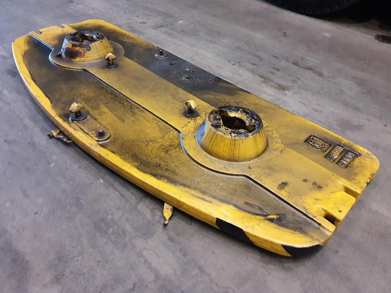 Grove GMK 3050 counterweight 1,3 ton - Counterweight for Construction machinery: picture 1 Grove GMK 3050 counterweight 1,3 ton - Counterweight for Construction machinery: picture 1
