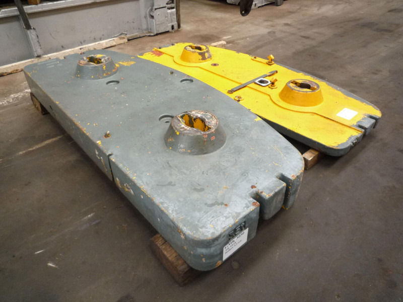 Grove GMK 3050 counterweight 3,5 ton - Counterweight for Construction machinery: picture 1 Grove GMK 3050 counterweight 3,5 ton - Counterweight for Construction machinery: picture 1