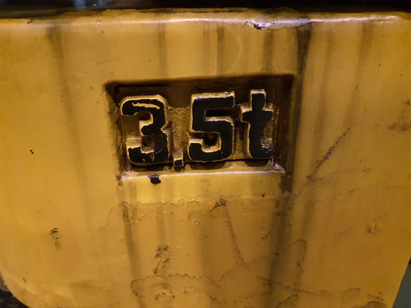 Grove GMK 3050 counterweight 3,5 ton - Counterweight for Construction machinery: picture 5 Grove GMK 3050 counterweight 3,5 ton - Counterweight for Construction machinery: picture 5