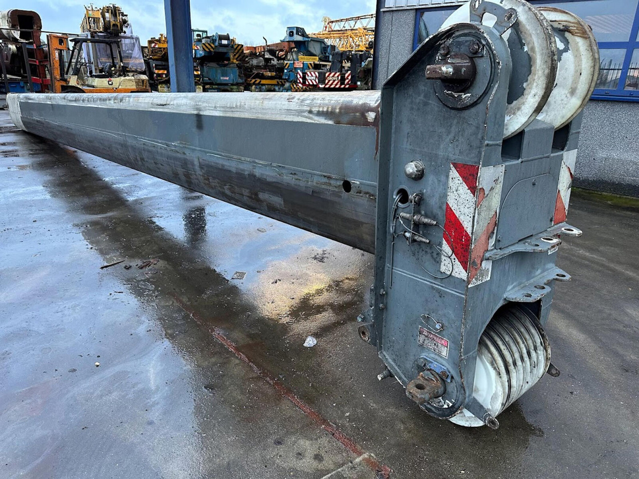 Grove GMK 5100 telescopic boomsection 4 - Boom for Mobile crane: picture 3 Grove GMK 5100 telescopic boomsection 4 - Boom for Mobile crane: picture 3