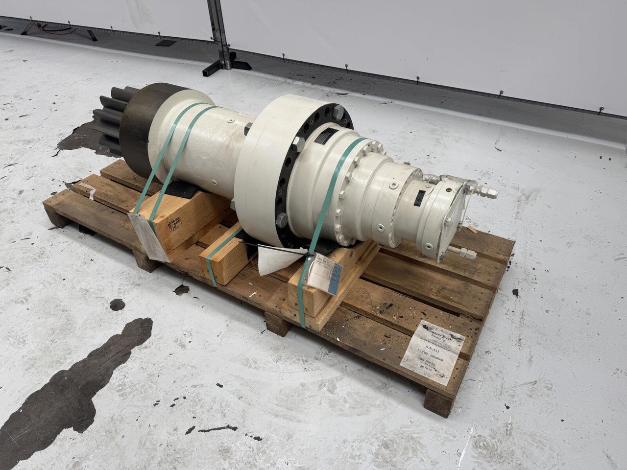 Liebherr LHM slew gear - Swing motor for Mobile crane: picture 3 Liebherr LHM slew gear - Swing motor for Mobile crane: picture 3