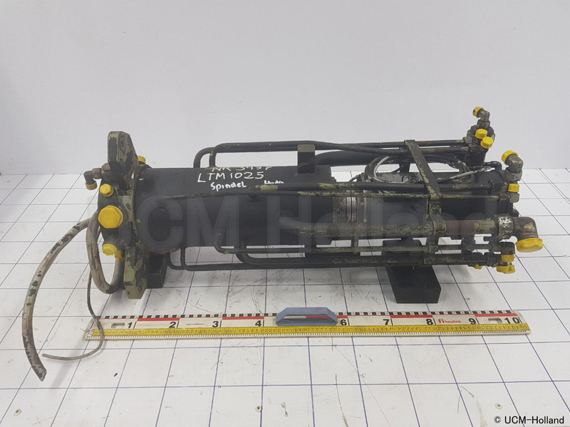 Liebherr LTM 1025 hydraulic and electric swivel - Hydraulics for Crane: picture 1 Liebherr LTM 1025 hydraulic and electric swivel - Hydraulics for Crane: picture 1
