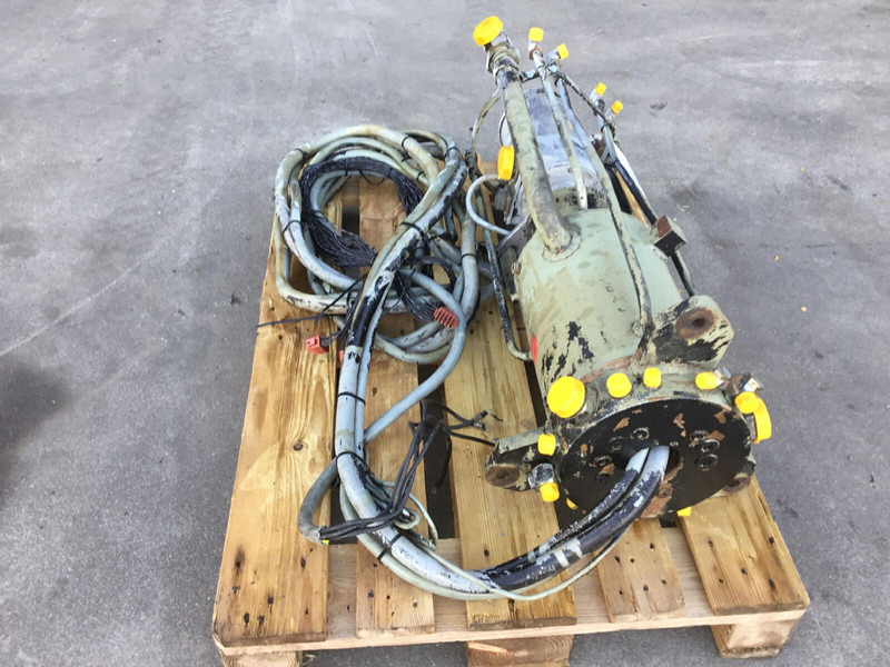 Liebherr LTM 1035-2 hydraulic and electric Swivel - Hydraulics for Crane: picture 2 Liebherr LTM 1035-2 hydraulic and electric Swivel - Hydraulics for Crane: picture 2