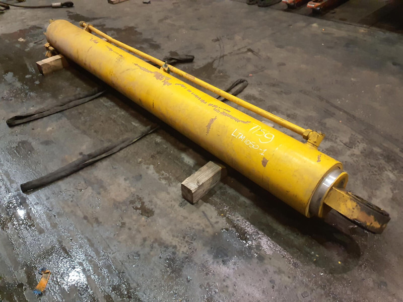 Liebherr LTM 1050-1 Boom cylinder - Hydraulic cylinder for Crane: picture 3 Liebherr LTM 1050-1 Boom cylinder - Hydraulic cylinder for Crane: picture 3