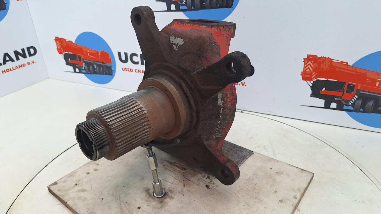 Liebherr LTM 1060 Steering knuckle axle 1 - Steering knuckle for Mobile crane: picture 1 Liebherr LTM 1060 Steering knuckle axle 1 - Steering knuckle for Mobile crane: picture 1