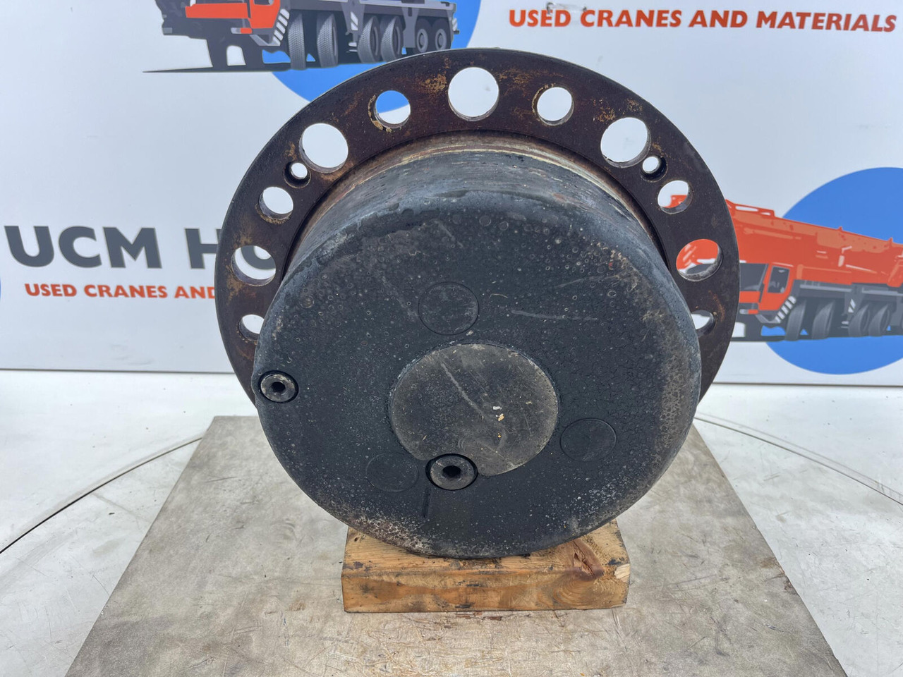 Liebherr LTM 1070 planetary gear 17-24-67-32-3pl-H127-46 - Final drive for Mobile crane: picture 1 Liebherr LTM 1070 planetary gear 17-24-67-32-3pl-H127-46 - Final drive for Mobile crane: picture 1
