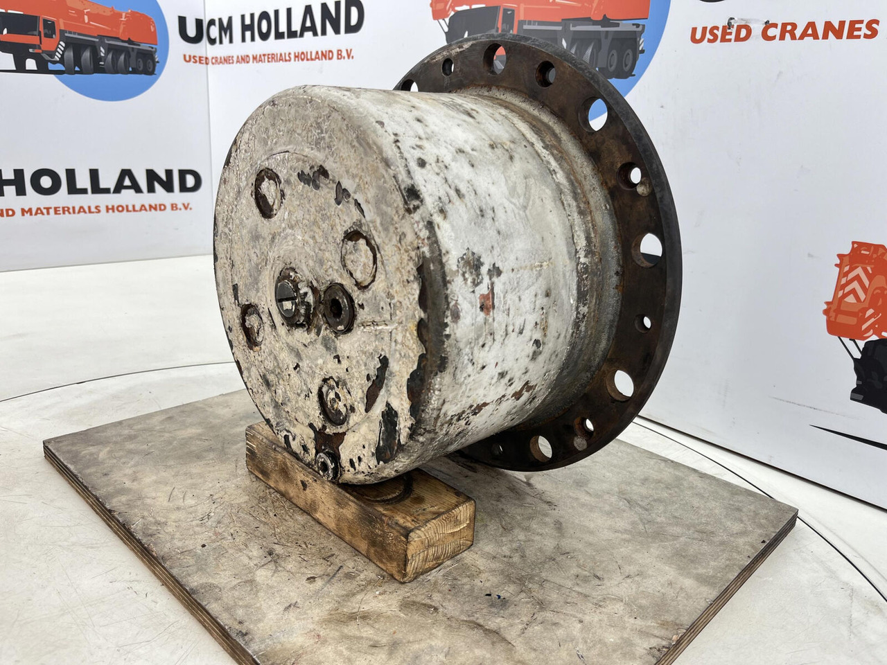 Liebherr LTM 1160 planetary gear 22-25-74-40-4pl-H185-46 - Final drive for Mobile crane: picture 2 Liebherr LTM 1160 planetary gear 22-25-74-40-4pl-H185-46 - Final drive for Mobile crane: picture 2