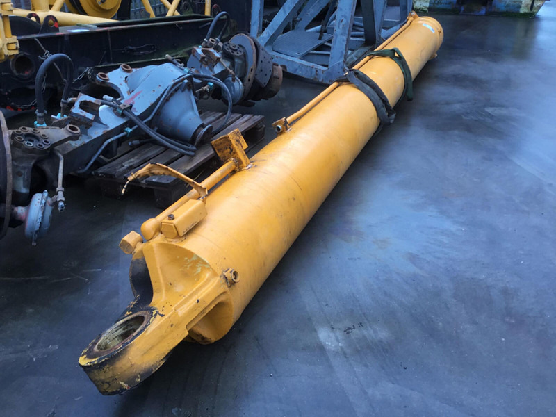 Liebherr LTM 1300 boom cylinder - Hydraulic cylinder for Crane: picture 2 Liebherr LTM 1300 boom cylinder - Hydraulic cylinder for Crane: picture 2