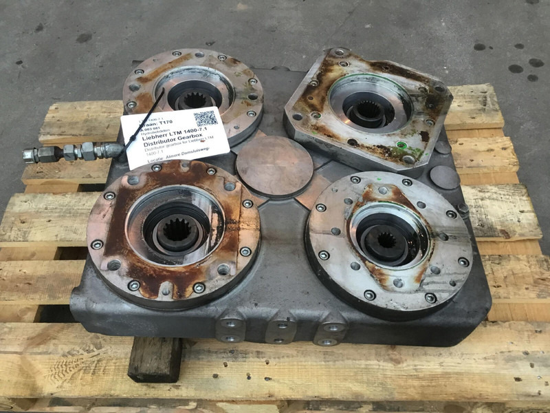Liebherr LTM 1400-7.1 distributor gearbox - Gearbox for Crane: picture 1 Liebherr LTM 1400-7.1 distributor gearbox - Gearbox for Crane: picture 1