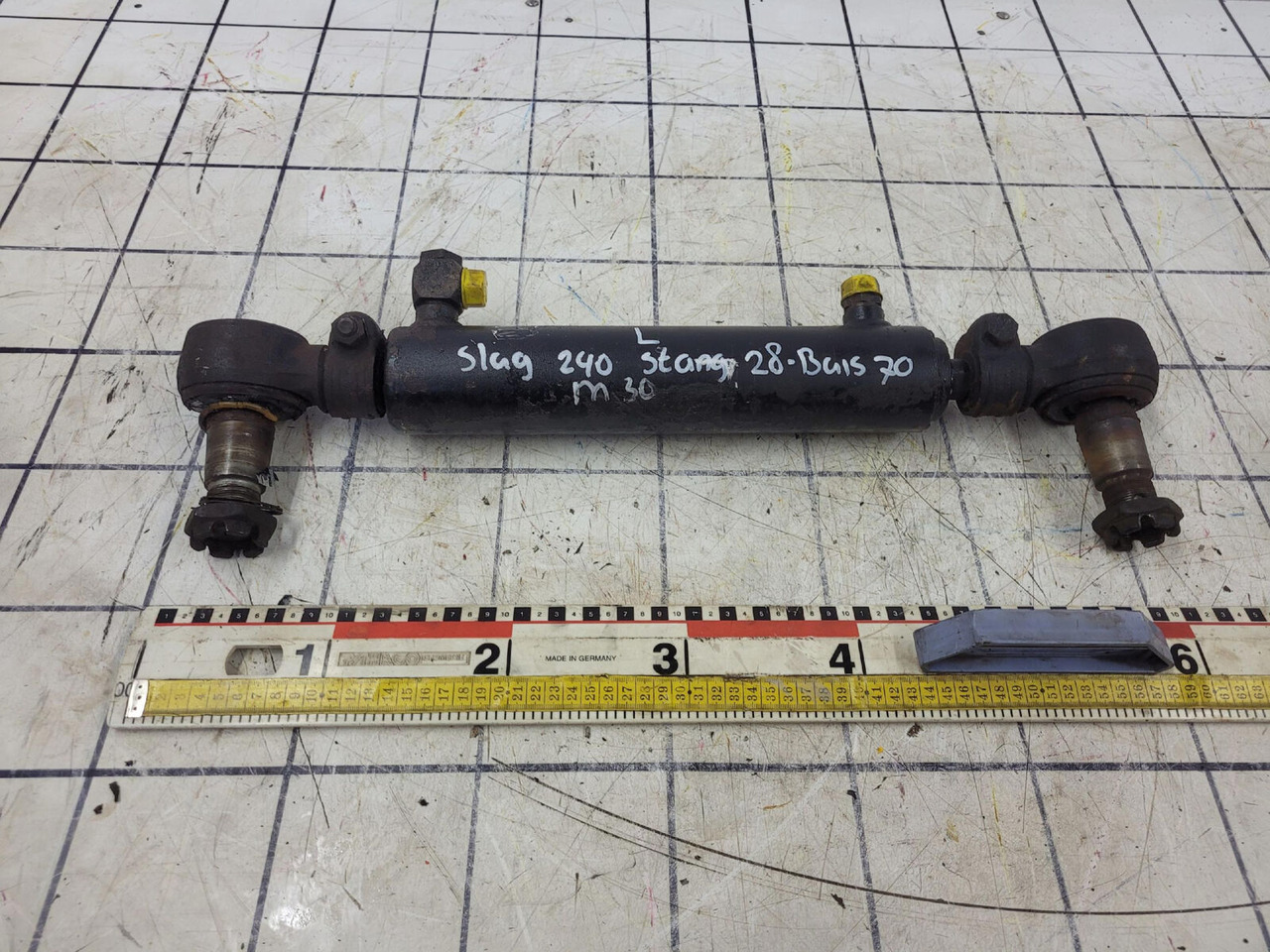 Terex AC 205 Steering cylinder - Hydraulic cylinder for Mobile crane: picture 1 Terex AC 205 Steering cylinder - Hydraulic cylinder for Mobile crane: picture 1