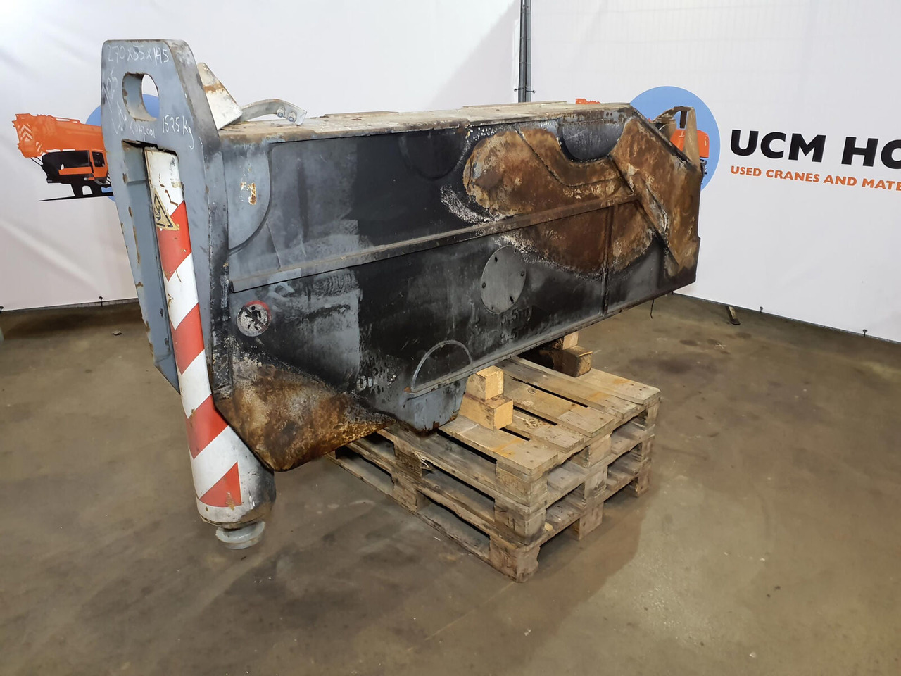 Terex AC 350-1 outrigger beam complete rear - Suspension for Mobile crane: picture 2 Terex AC 350-1 outrigger beam complete rear - Suspension for Mobile crane: picture 2