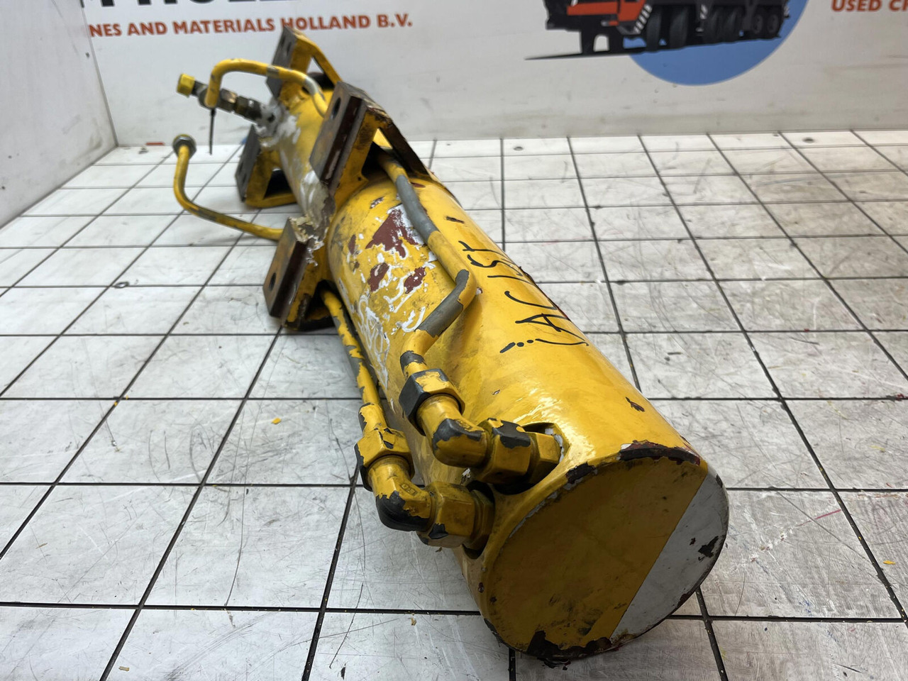 Terex AC 50 / AC 155 support cylinder front - Hydraulic cylinder for Mobile crane: picture 4 Terex AC 50 / AC 155 support cylinder front - Hydraulic cylinder for Mobile crane: picture 4