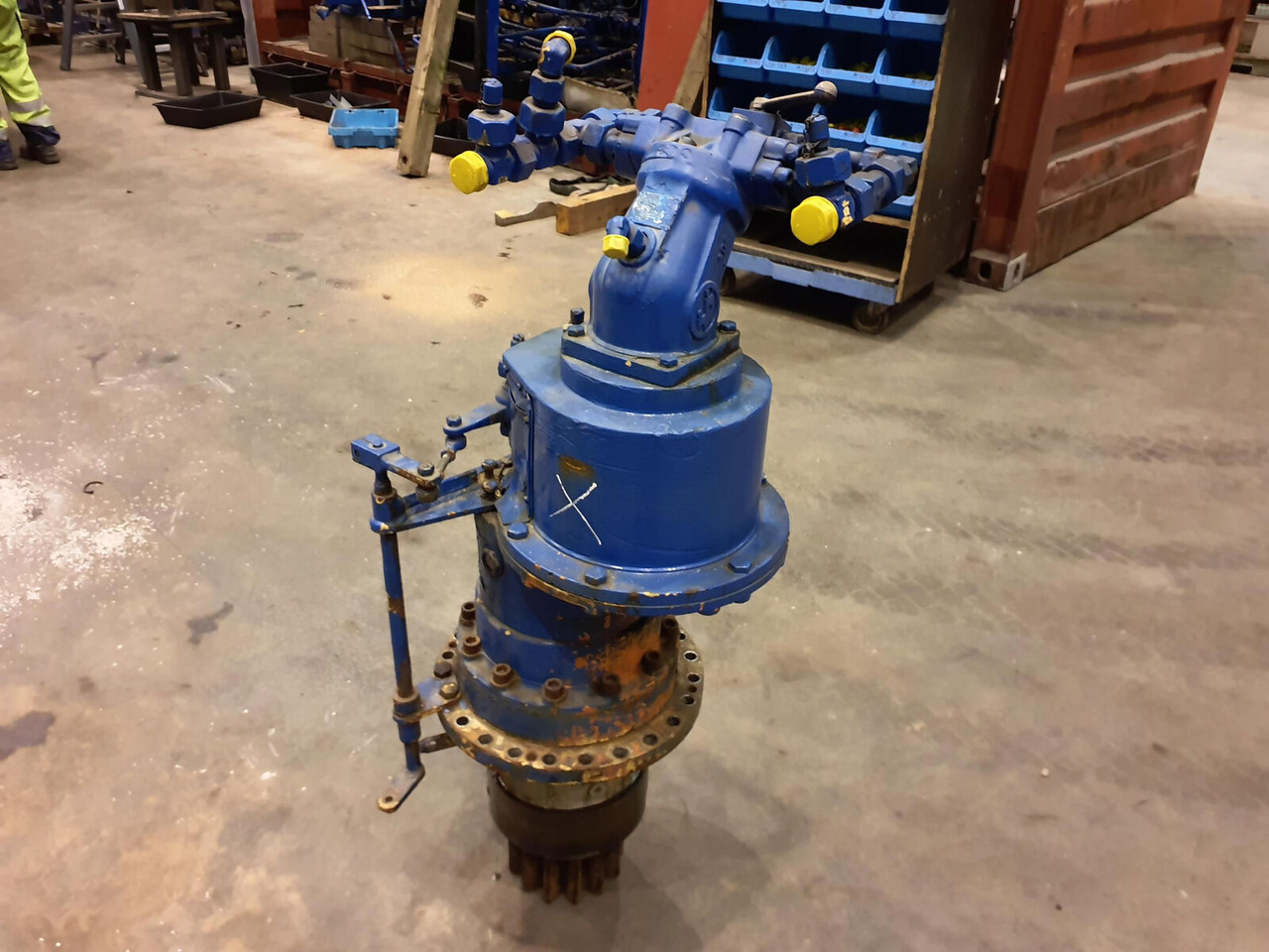 Terex HC 340 slewing gear - Swing motor for Mobile crane: picture 3 Terex HC 340 slewing gear - Swing motor for Mobile crane: picture 3