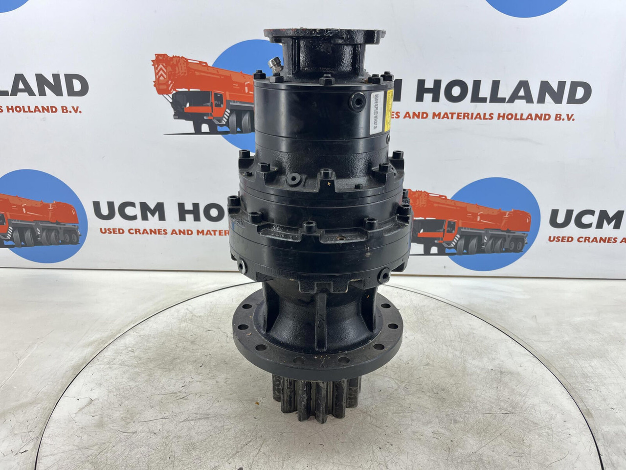 Terex slew gear - Swing motor for Mobile crane: picture 2 Terex slew gear - Swing motor for Mobile crane: picture 2