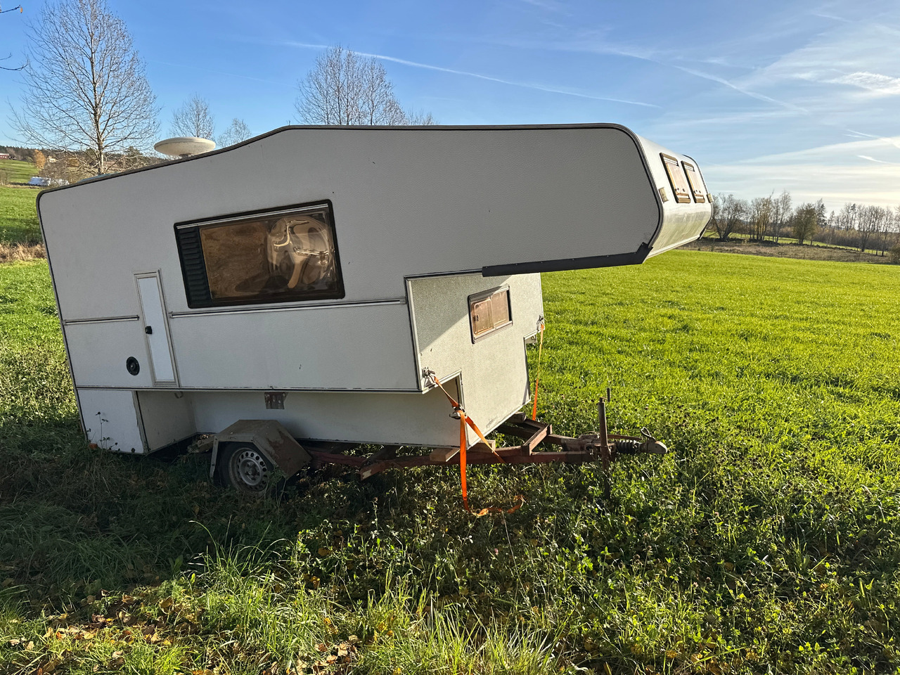 Camper - Caravan: picture 4 Camper - Caravan: picture 4