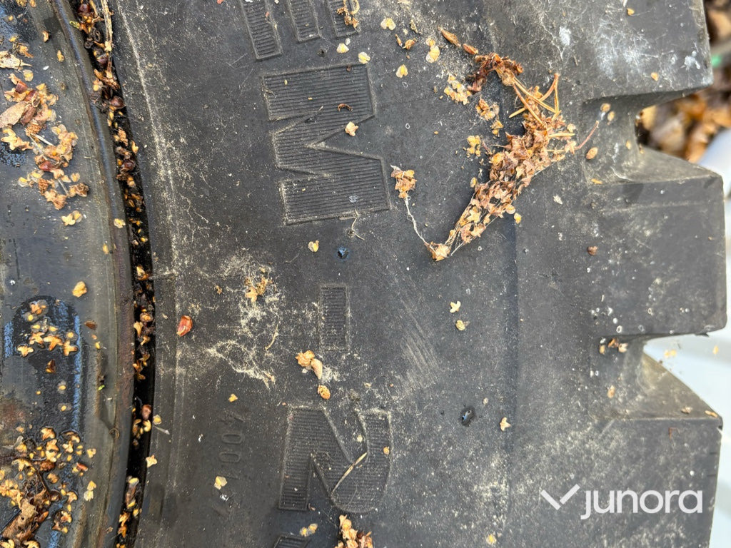 Däck & fälg - Till hjulgrävare Mitas - Wheel and tire package for Construction machinery: picture 5 Däck & fälg - Till hjulgrävare Mitas - Wheel and tire package for Construction machinery: picture 5