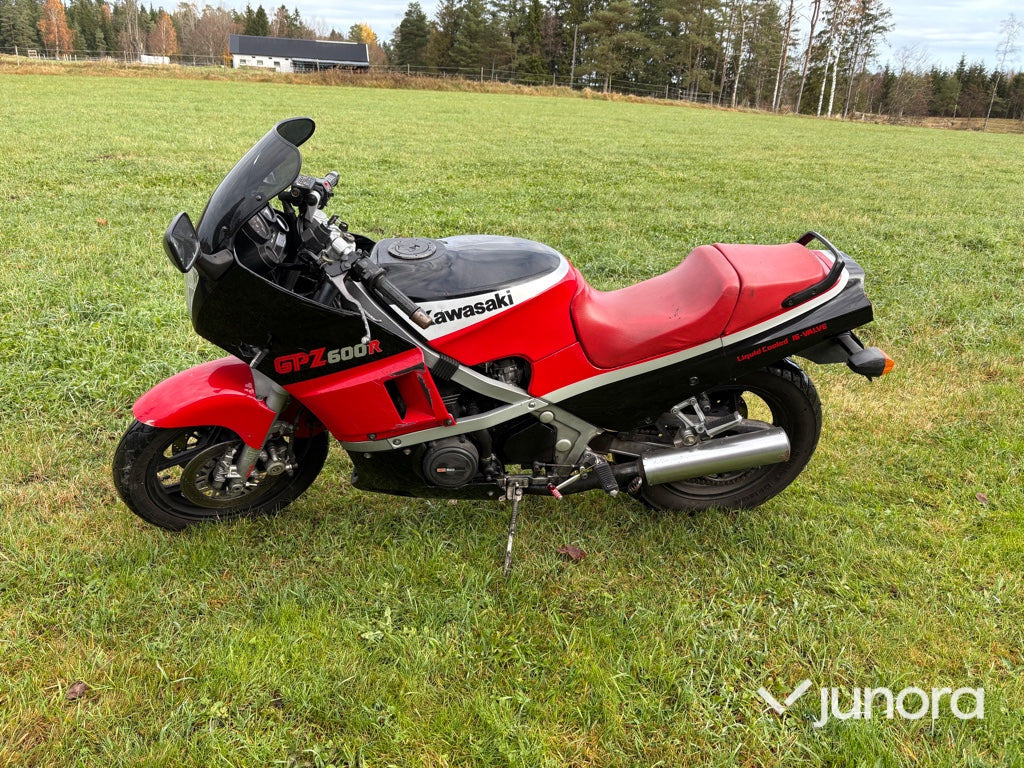 Motorcykel - Kawasaki GPZ600R - Motorcycle: picture 5 Motorcykel - Kawasaki GPZ600R - Motorcycle: picture 5